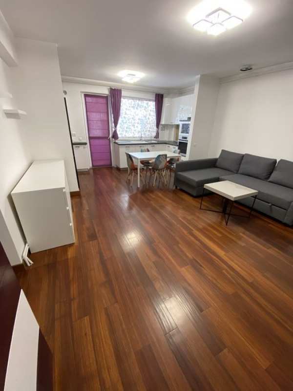 Închiriez apartament modern 2 camere cu loc de parcare, Doamna Stanca
