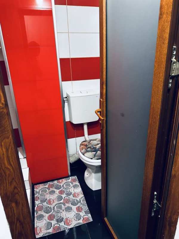 Inchiriez apartament