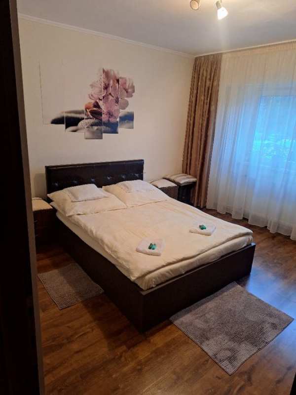 Închiriez garsoniera în regim hotelier parter Lalescu