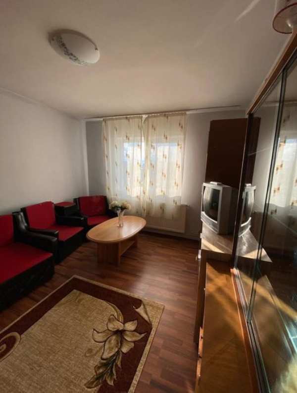 Garsoniera de închiriat