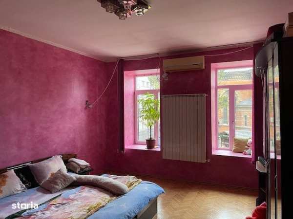 Apartament 3 camere 104,2mp utili situat In Centrul Vechi al Craiovei