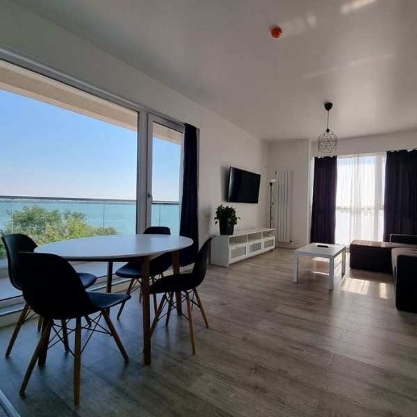 Închiriez apartament în Mamaia Nord pe termen lung