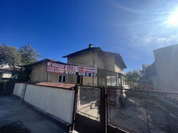 Casa de Vanzare  in Ploiesti cu teren 425 mp , Str Praga