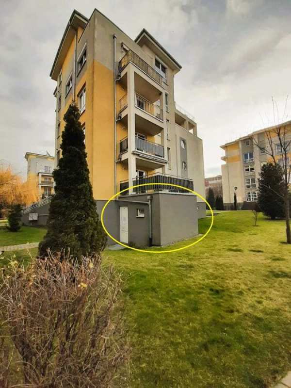 boxa 10 m2 cu acces exterior, intabulata, Avantgarden 1 Bartolomeu
