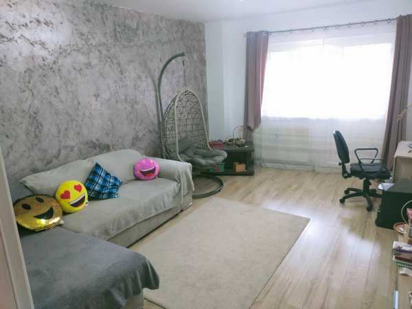 apartament de închiriat