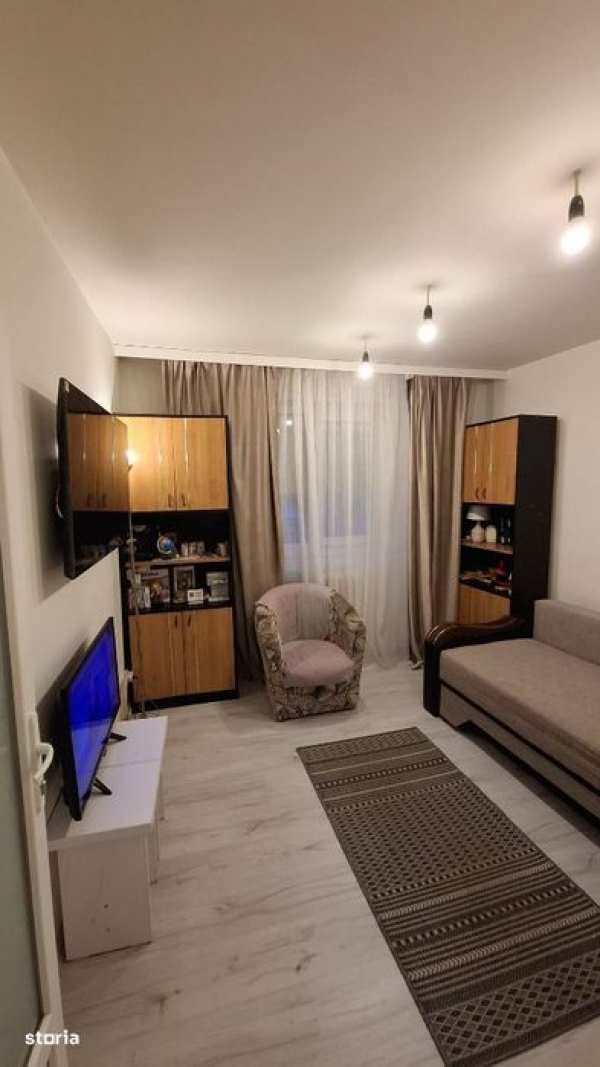 Apartament cu 2 camere de vânzare în Curtea de Arges