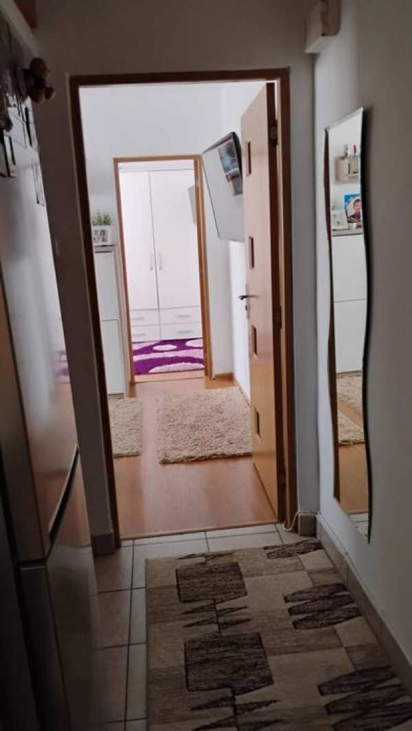 Schimb apartament 2 camere cu apartament 3