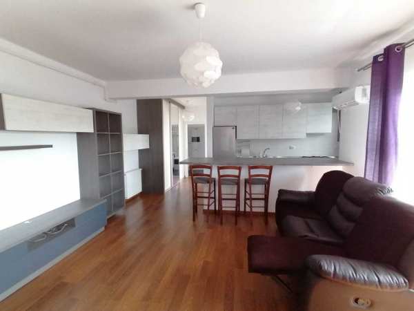 apt 3 camere deosebit chirie Floresti langa Terra