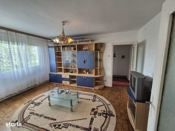 Vand apartament 3 camere Micro 1