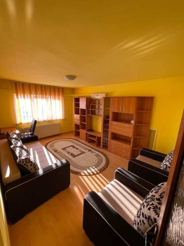 De inchiriat, apartament 2 camere!
