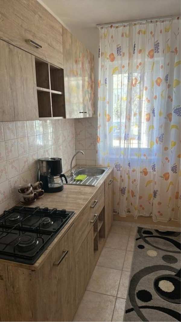 Chirie - apartament 2 camere