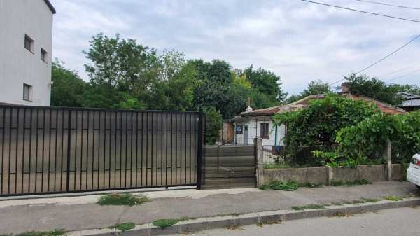 Casă 54 mp, anexe, curte 400 mp, toate utilitățile, urbanism, Sector 5