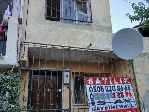 Karabağlar gazi mahallesinde satılık müstakil ev