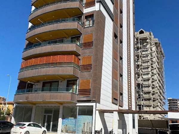 Doğukent 106.cadde de tekli̇ 4+1 lüks dai̇re...