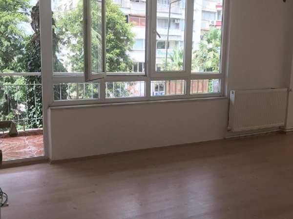 Express gayri̇menkulden adnan mend.bulvarina cephe 2+1 ki̇ralik dai̇re