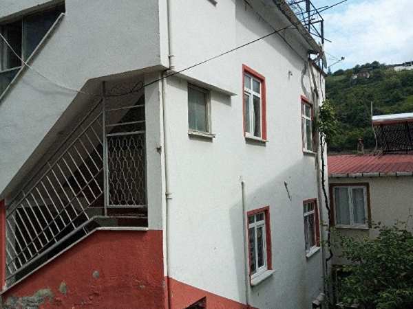 Müstakil bina