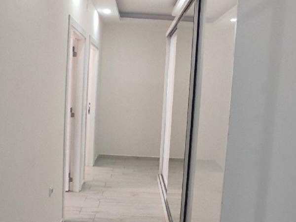 Mehmet aki̇f mahallesi̇'nde 160 m2 g.bati cepheli̇ satilik 3+1 dai̇re