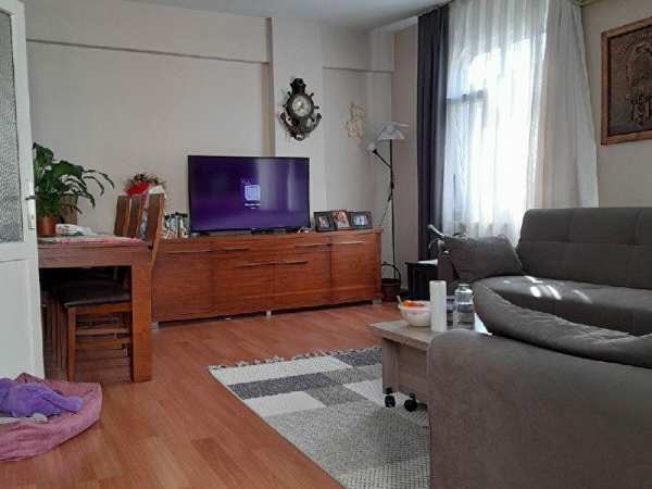 Net emlaktan sümer'de köşe bi̇nada satilik 2+1 dai̇re