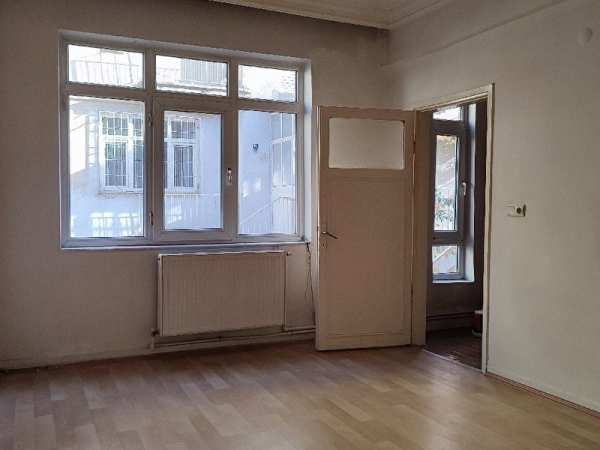 Stadyuma yakın doğalgazlı kiralık müstakil bahçeli ev yıllık kirası pesin