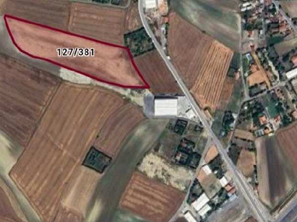 Çatalca nakkaş mahallesinde 500m2 arsa satılık.