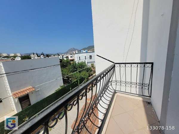 Ortakent de satilik dai̇re.
