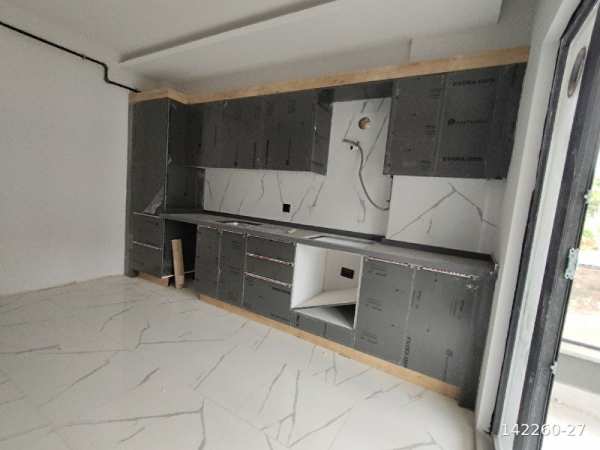 Bursa kestel vani̇ mehmet mahallesi̇'nde havadar konumda satilik sifir 3+1 dai̇re