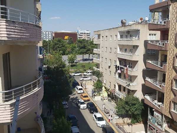 Mardi̇n 3+1 yeni̇şehi̇r merkez de ki̇ralik dai̇re