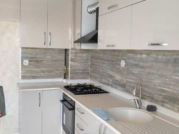 Yenikent prestij sitesi  3+1  full yapılı cambalkonlu eşyalı / eşyasız kiralik