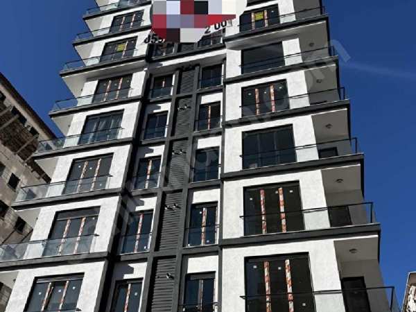 Emr anadolun 3+1 arakat otoparkli̇  sifir dai̇re