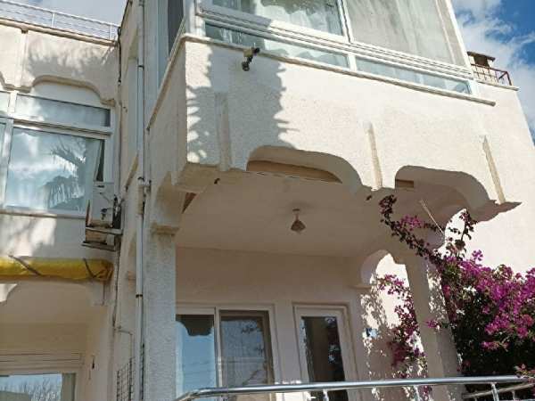 Taşucu kum mahallesi̇ eşyali ki̇ralik vi̇lla