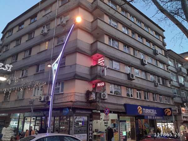 İzmit merkez ömerağa mh alemdar cd şen iş merkezinde satılık 1+1 ofis