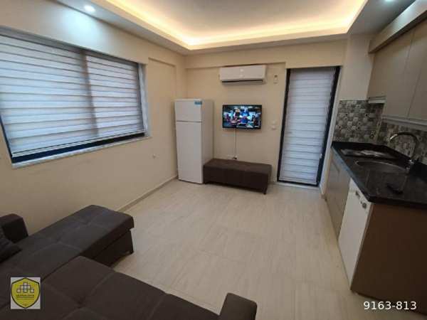 Balçova i ulusalofis merkezi̇ konumda yeni̇ bi̇nada eşyali 1+1 ki̇ralik dai̇re
