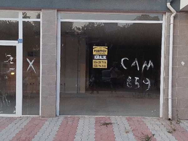 Portföyden doğa koleji yanı 135 m2 işyeri