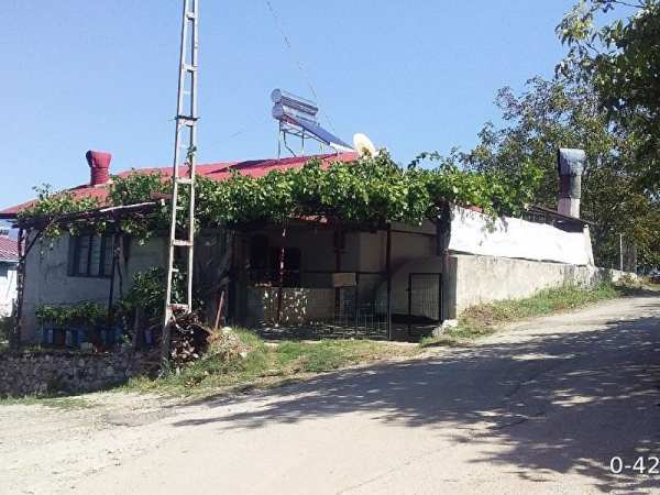 Satilik yayla evi̇ pozanti eski̇konacik