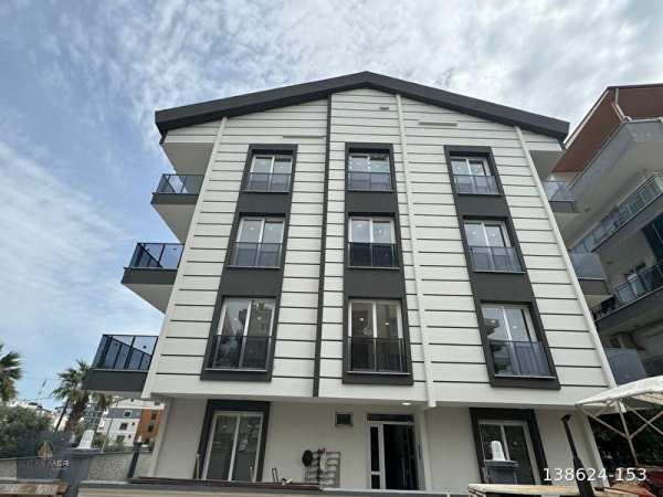 Di̇di̇m efelerde satilik 2+1 geni̇ş lüks dai̇re