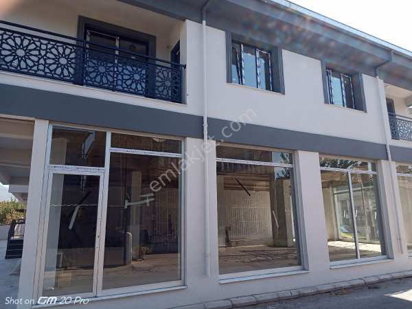 Bornova doğanlarda kiralık 300 m2 sıfır dükkan veya depo