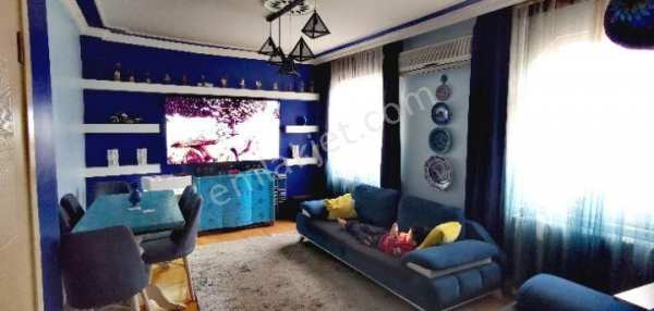 Sahibinden ai̇le apartmaninda / metro ve medi̇pol ünv. di̇bi̇nde 2,5+1 lüx ara kat dai̇re