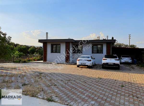 4.600 m2 arazi̇ i̇çi̇nde █ █ çi̇ftli̇k ve 185 m2 çi̇ftli̇k evi̇ █ █