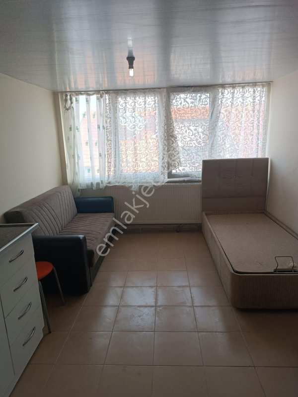 Isparta merkez bahçeli̇evler mahallesi̇nde ki̇ralik apart