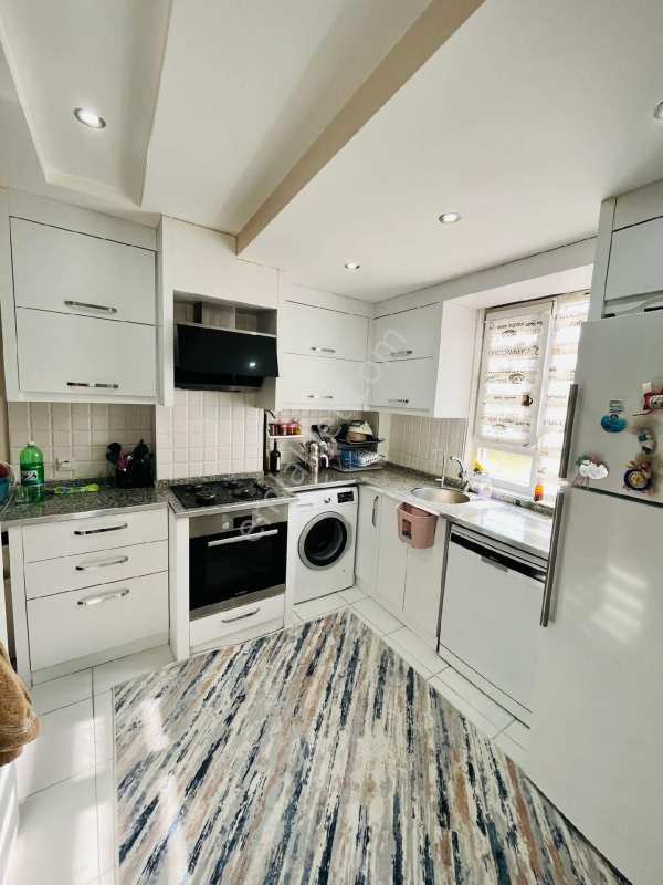 Satilik dai̇re deli̇ktaş mahallesi̇nde 6 yaşinda i̇stedi̇ği̇ni̇z kadar kiredi̇