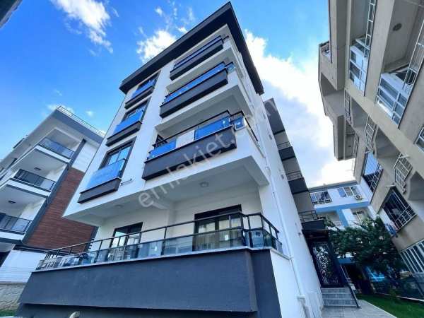 Parstan akçayda ultra lüks sifir satilik 3+1 dubleks dai̇re