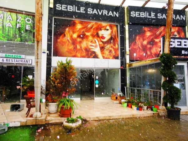 Dumankaya trend çarşi'da 3 katli 220m2 mutfakli ki̇ralik dükkan