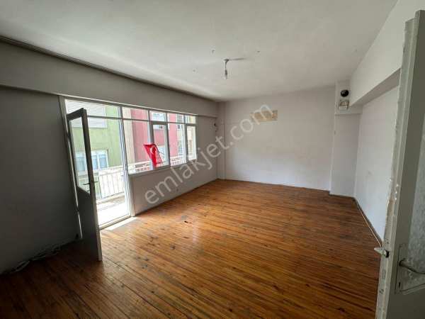 Mani̇sa/alaşehi̇r”ata alp”gayri̇menkül’den 3+1 satilik dai̇re