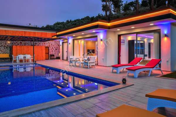 Kaş kalkan yeşi̇lköy havuzlu vi̇lla