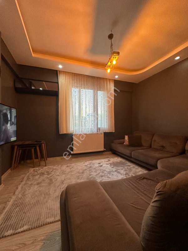 Mani̇sa yunusemre atatürk mah önü açik 2+1 95 kapali mutfak full özelli̇kli̇ satilik dai̇re