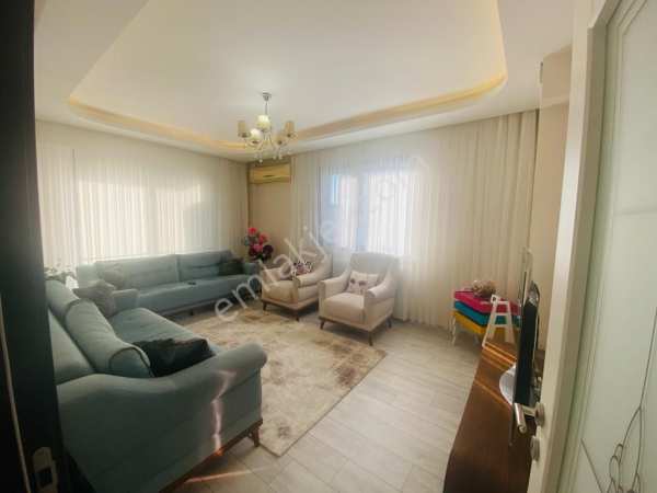 Mani̇sa yunusemre yeni̇ mah 3 yillik önü açik 3+1 125m full lüx satilik dai̇re