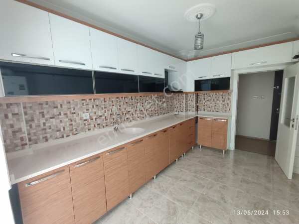 Lokman heki̇m hastane karşisi 2+1 katta full yapili dai̇re