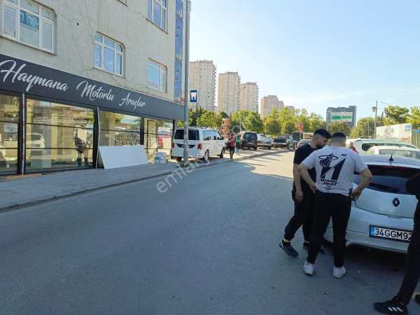 Küçükçekmece i̇kitelli caddesi'nde arenapark'ın tam karşısında kiralık 2+1 eşyalı daire