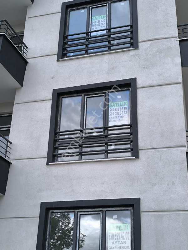 Karatay i̇sti̇klal mahallesi̇n de satilik 2+1 dai̇reler