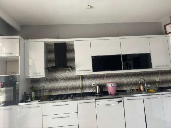 Kalender emlak mardi̇n artuklu satilik dai̇re